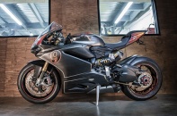 Cận cảnh Ducati 1299S Panigale độ theo phong cách cafe racer