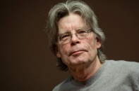 Mô hình "chia sẻ thành công" từ câu chuyện khởi nghiệp của Stephen King