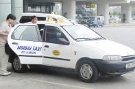 Nhiều nút thắt trong việc quản lý dịch vụ taxi