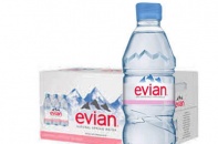 Nước khoáng tinh khiết Evian đến Việt Nam