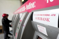 Ngân hàng tính chuyện “về quê”