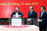 Lãnh đạo Chính phủ tham gia quyên góp ủng hộ đồng bào bị thiệt hại do mưa lũ