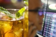 Tiền vào cổ phiếu có giá "trà đá"