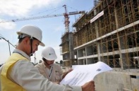 Lập quyết định phê duyệt danh sách xếp hạng nhà thầu theo mẫu nào?