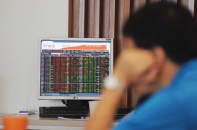 Mặc kệ nợ xấu, cổ phiếu ngân hàng sẽ tăng tiếp?