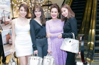 Khó tin những thú chơi "ngông" tốn tiền tỷ của Ngọc Trinh