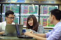 Thị trường chứng khoán: Cơ hội lớn hơn rủi ro