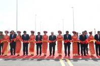 Thủ tướng Nguyễn Xuân Phúc cắt băng khánh thành, đưa vào sử dụng cầu vượt biển dài nhất Đông Nam Á