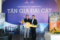 Những cư dân đầu tiên của đô thị kỳ quan Mon Bay nhận nhà