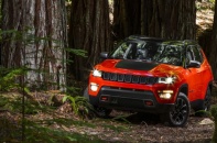Chrysler thu hồi gần 150.000 xe Jeep dính lỗi lỗi chập điện