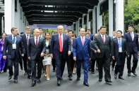 Chung sức, đồng lòng, nỗ lực phấn đấu đưa đất nước phát triển nhanh, bền vững
