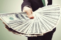 Lộ diện ông vua lợi nhuận trên sàn chứng khoán năm qua