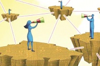 Ông chủ nhà băng rời ghế, sở hữu chéo ngân hàng vào giai đoạn "quá độ"