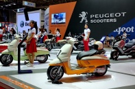 Tổng cộng mỗi ngày Honda, Piaggio, Suzuki, SYM và Yamaha tiêu thụ hơn 8.700 chiếc xe máy tại Việt Nam