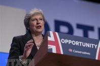 Thủ tướng Anh Theresa May vượt qua cuộc bỏ phiếu bất tín nhiệm