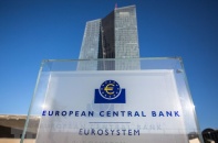 ECB: Các ngân hàng Eurozone thắt chặt yêu cầu cho vay thế chấp