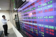 Thị trường chứng khoán: Nghịch lý cổ phiếu EPS khủng nhưng giá bèo