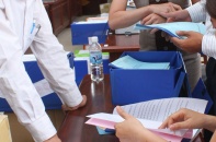 Xử lý ra sao khi 2 nhà thầu có chung 1 giám đốc?