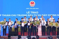 Bình Định trao Giấy chứng nhận đăng ký đầu tư cho 15 dự án