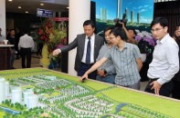 Thị trường bất động sản: Nhan nhản môi giới "làm liều"