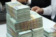 Ngân hàng phát hành trái phiếu cao kỷ lục, trái phiếu bất động sản “ế” gần 40%
