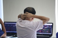 Thị trường chứng khoán: Cần mạnh tay với hành vi thao túng giá cổ phiếu
