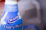 Dean Foods - Nhà sản xuất sữa lớn nhất nước Mỹ nộp đơn xin phá sản 