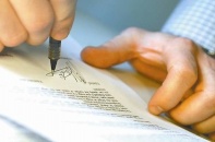 Ai là người có thẩm quyền trong hoạt động đấu thầu?