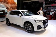 Phân khúc xe sang nhập khẩu sôi động trong những ngày đầu năm