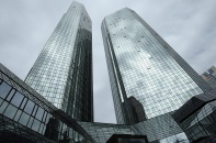 Deutsche Bank báo lỗ năm thứ 5 liên tiếp