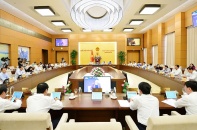 Ủy ban Thường vụ Quốc hội đã ban hành một số nghị quyết về công tác nhân sự