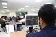 Thị trường chứng khoán: Cơ hội đầu tư khi thị trường "lệch pha" với tăng trưởng kinh tế 