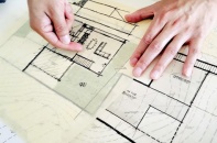Người quyết định đầu tư quyết định việc điều chỉnh thiết kế, dự toán xây dựng công trình