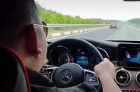Người chạy Mercedes 234 km/h bị xử phạt