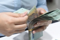Cổ đông ngân hàng bâng khuâng chuyện cổ tức