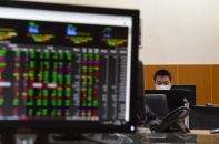 Thị trường chứng khoán: VN-Index tăng mạnh, nên tham lam hay sợ hãi?
