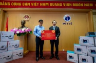 Vingroup tặng 1.700 máy thở xâm nhập và hóa chất cho 56.000 xét nghiệm COVID-19