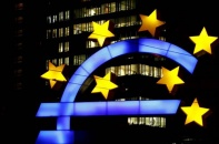 ECB giữ nguyên lãi suất tiền gửi ở mức âm