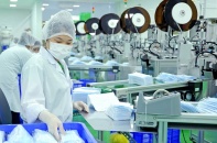 Thu về hơn 1,7 tỷ USD từ xuất khẩu khẩu trang, đồ bảo hộ