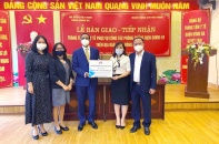 Ngân hàng Citi Việt Nam trao tặng gói thiết y tế cho Trung tâm Y tế quận Đống Đa