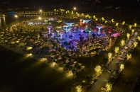 Tiền nhàn rỗi chảy mạnh về bất động sản, nhà đầu tư "tinh" và "tỉnh" sẽ hốt bạc