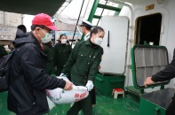 C.P. Việt Nam góp sức mang mùa xuân đến đảo Bạch Long Vĩ