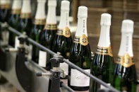 Doanh số champagne Pháp đạt mức kỷ lục 5,5 tỷ euro