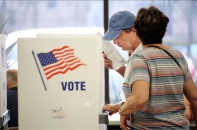 Cử tri Mỹ bắt đầu bỏ phiếu trong cuộc bầu cử giữa kỳ