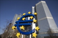 ECB giữ nguyên lãi suất ở mức cao kỷ lục 4%