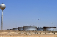 Saudi Aramco bất ngờ tăng giá đi kèm động thái cắt giảm nguồn cung dầu thô trong tháng 4/2024