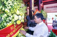 Bộ trưởng Bộ Tài chính Nguyễn Văn Thắng dâng hương, tưởng niệm tại Khu Di tích Ngã ba Đồng Lộc và Truông Bồn