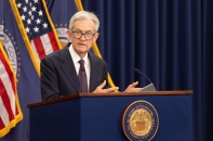 Chủ tịch Fed Jerome Powell để ngỏ khả năng cắt giảm lãi suất trước sức ép từ Tổng thống Trump