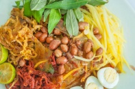 Bài học đắt giá khi kinh doanh đồ ăn vặt