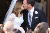 Cựu thành viên Spice Girls lên xe hoa  với ông chủ đội đua xe F1